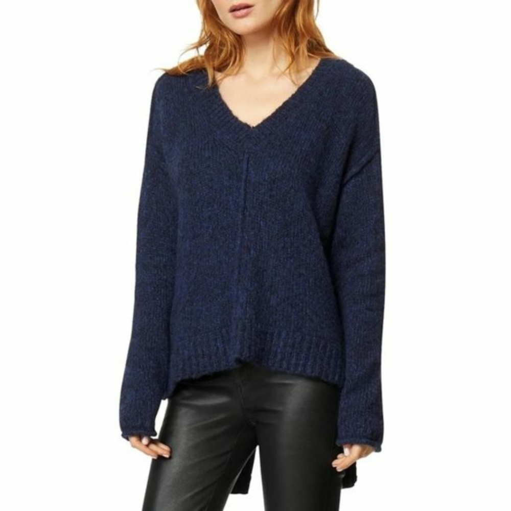 Habitual sweater.